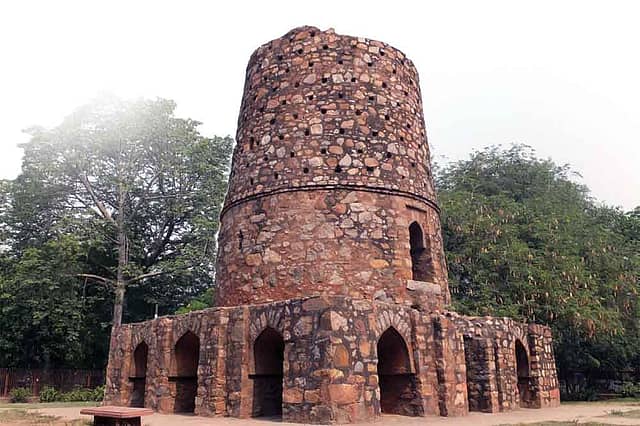 Chor Minar Chor Minar