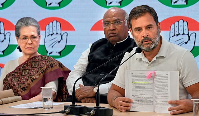 Vande Mataram for Muslims: A truncated version of the national song could hurt Congress Vande Mataram for Muslims: A truncated version of the national song could hurt Congress