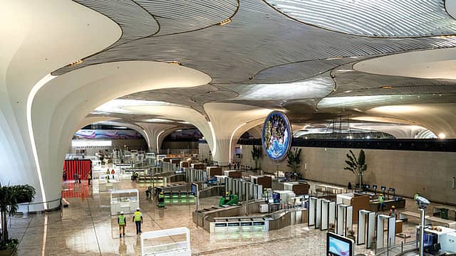 An Airlift for Mumbai