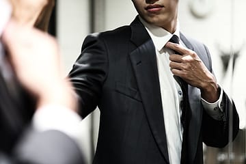 Unlearning Success: Why organizations need mirrors, not manuals