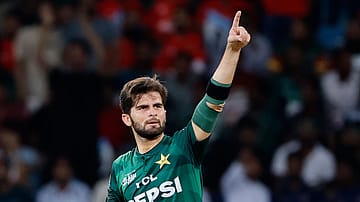 Shaheen Afridi’s Nightmare BBL Debut and Ruthless Law of ‘Dangerous Bowling’