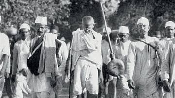 Mahatma Gandhi Death Anniversary: Seven Moments That Defined the Mahatma’s Legacy