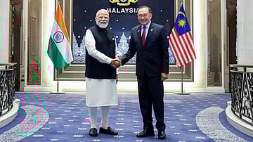 India, Malaysia Deepen Strategic Partnership with Focus on Security, Semiconductors and Trade