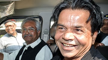 Mika Singh, Guru Randhawa Lead Support for Rajpal Yadav After Tihar Jail Surrender