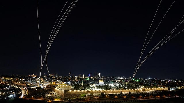 West Asia Conflict: Israel Strikes Hezbollah Targets in Beirut After Rocket Fire from Lebanon West Asia Conflict: Israel Strikes Hezbollah Targets in Beirut After Rocket Fire from Lebanon