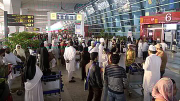 Middle East Crisis: Delhi Airport Reports Delays; Emirates, Etihad Resume Limited Operations