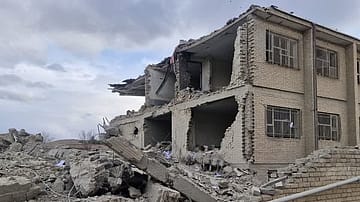 US Missile Strike Hits School in Iran's Khomeyn, Civilian Safety Concerns Grow