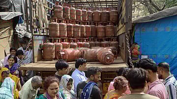 Maharashtra, Kerala Take Urgent Steps to Address LPG Shortage