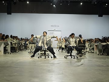 The Lakmé Fashion Week x FDCI grand finale by péro mixed fashion with collaborative brand storytelling