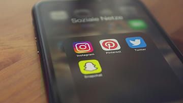 UK Tests Social Media Ban for Under-16s Amid Digital Wellbeing Push