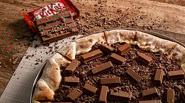 The Right Way to Break a KitKat. And the Even Better Way to Break the Internet