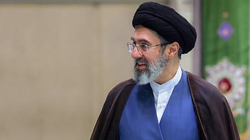 Mojtaba Khamenei Signals Unwavering Support for Resistance Amid Fresh IRGC Attacks