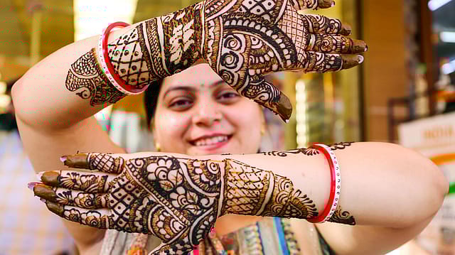 West Asia Conflict Chokes Sojat Mehendi Trade, ₹250 Crore Shipments Stuck
