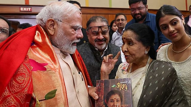 ‘Deeply Saddened’: PM Narendra Modi Leads Nation in Mourning Asha Bhosle