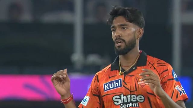 SRH’s ‘Back Up Pace Option’ Praful Hinge Destroys RR Top Order on Dream IPL Debut