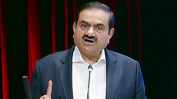 Gautam Adani Surpasses Mukesh Ambani to Become Asia’s Richest: Bloomberg Index