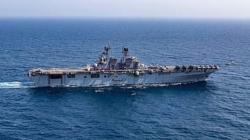 US Says Iran Oil Lifeline Near Breaking Point as Kharg Island Storage Fills Up