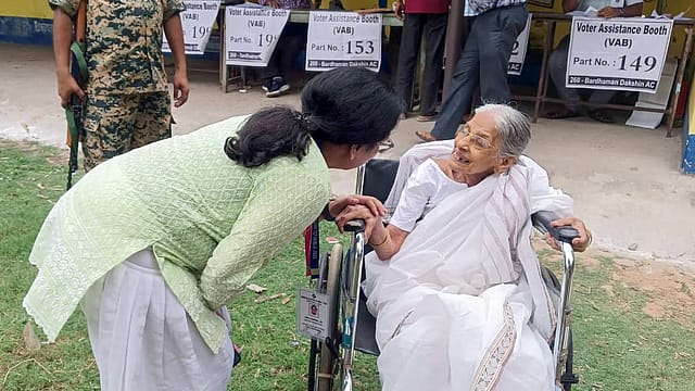 Bengal Sees 78.68% Voter Turnout Till 3:30 PM in Second Phase of Polling