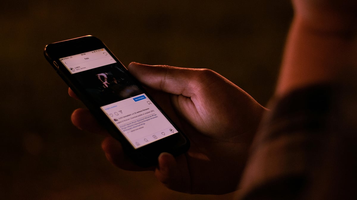 Doom Scrolling, Screen Time and a Shrinking Attention Span: What ...