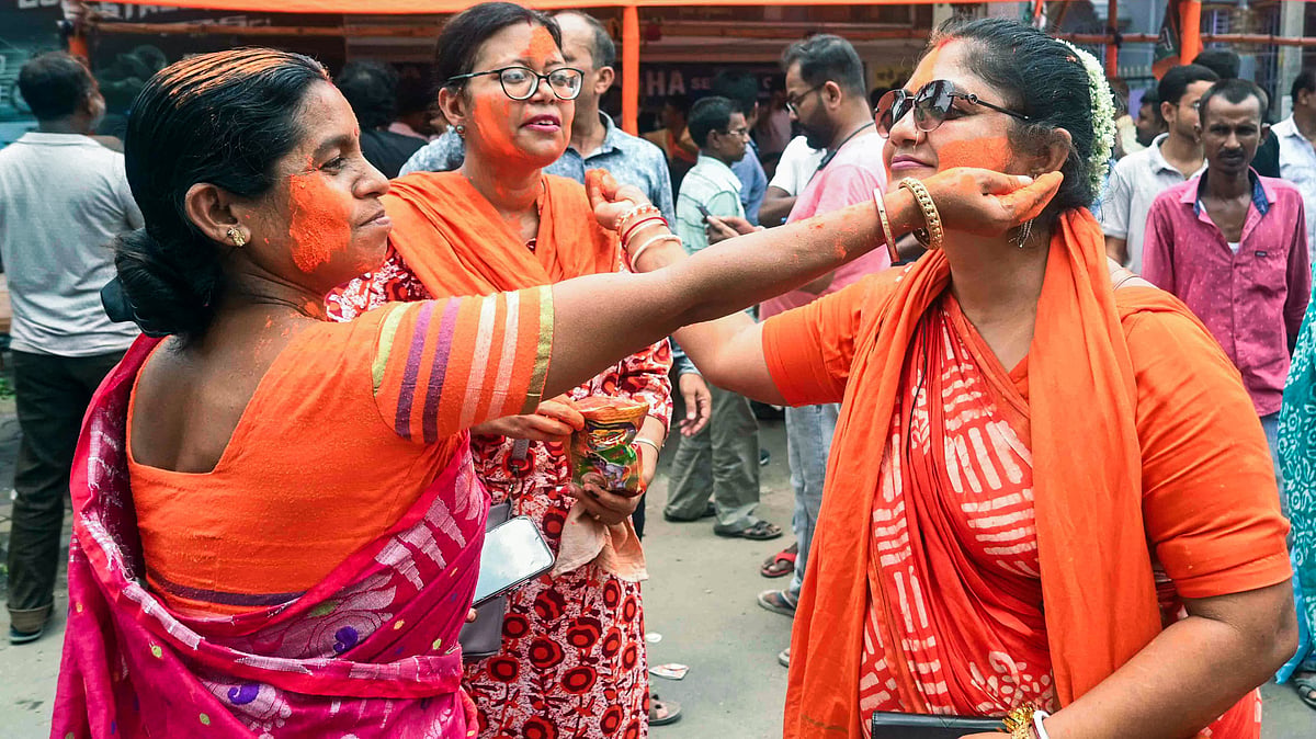 The Balcony People: A hidden demographic made its presence felt in Bengal polls