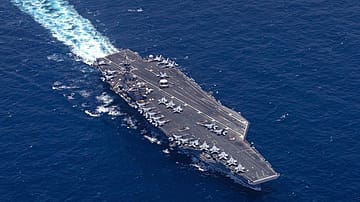 ‘Locked and Loaded’: US Deploys Warships, Jets to Counter Iran in Strait of Hormuz