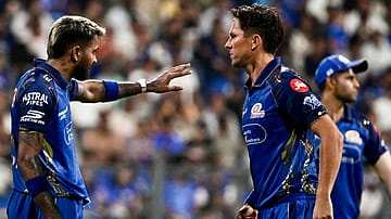 Not at Airport, Not With Team: Hardik’s No-Show Adds Fuel to Mumbai Indians’ Chaos