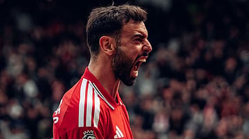 Bruno Fernandes Equals Premier League Assist Record in Five-Goal Old Trafford Thriller