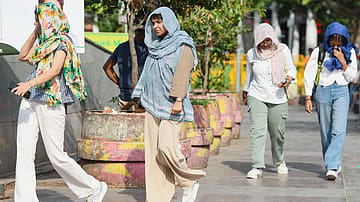 IMD Issues Heatwave Alert Across North, Central India; Temperatures May Touch 45°C