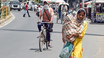 Avoid Alcohol, Stay Hydrated: AIIMS Doctor’s Advice as Temperatures Soar