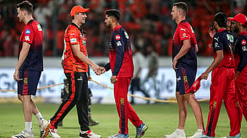 Hyderabad Run Riot: SRH Post 255, Beat Table-Toppers RCB by 55 Runs