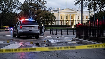 Shooting Near White House Leaves Suspect Dead, Bystander Injured