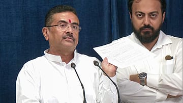 Suvendu Adhikari Visits Taraknath Temple, Outlines Heritage Development Plans