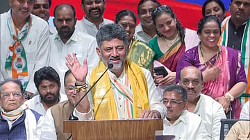 DK Shivakumar Sworn In as Karnataka CM, Announces Free Bus Passes for Students