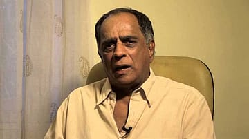 Bollywood Bids Farewell to Pahlaj Nihalani at Mumbai Cremation Ceremony