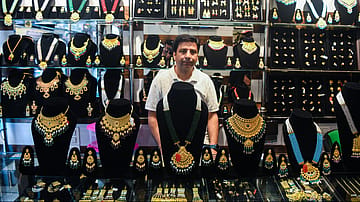 Gold Shines in India: Prices Jump 4.1% in May Despite Global Dip