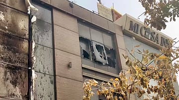 Malviya Nagar Fire Tragedy: Eyewitness Alleges Illegal Hotels, Warns of More Disasters
