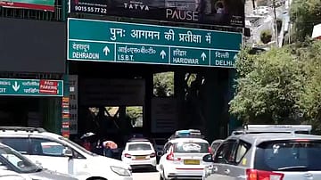 Mussoorie Tourist Rush From Delhi NCR Triggers Massive Traffic Jam on Hill Route
