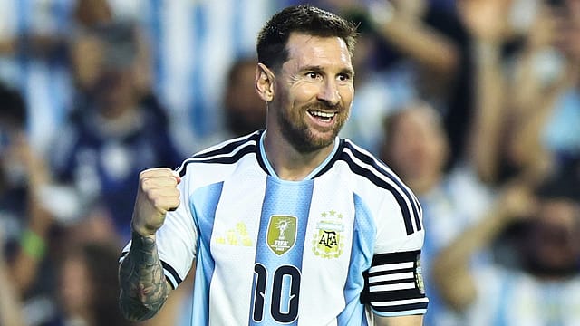 Watch | Leo Messi Shines Off Bench as Argentina Beat Iceland 3-0 in WC Warm-Up Watch | Leo Messi Shines Off Bench as Argentina Beat Iceland 3-0 in WC Warm-Up