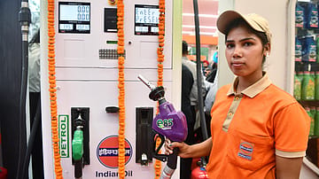 Govt Announces Zero Excise Duty for Petrol with Up to 30% Ethanol Blend