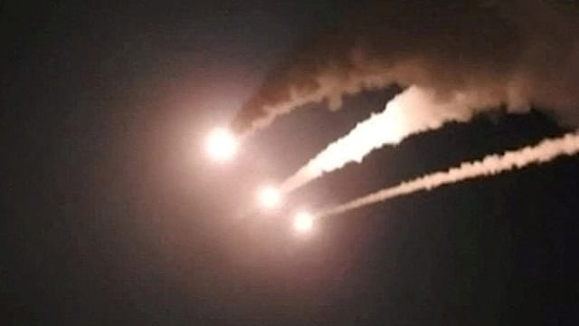 Gulf on Edge: Air Defences Activated Across Kuwait, Bahrain, Jordan Amid Missile Threats