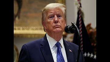 Trump Says ‘Respect’ Key to Peace as Strait of Hormuz Gradually Reopens