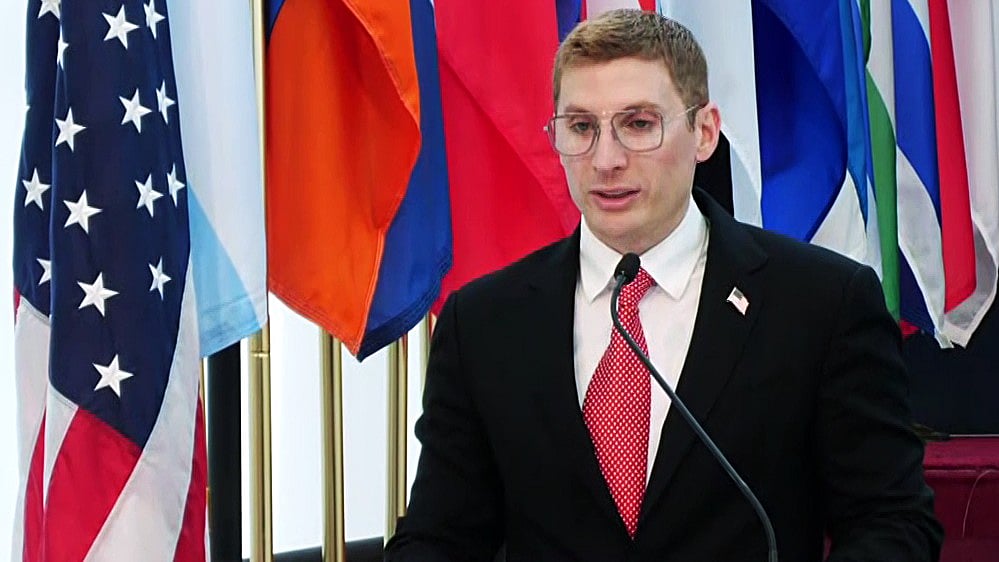 US, India Working on Structured Framework for Safe Rollout of Advanced AI Technologies: Helberg