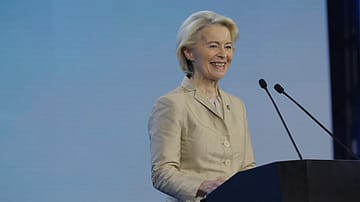 EU Plans ‘Social Media Start Age’ to Safeguard Kids Online