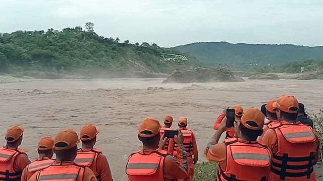 Kashmir Flash Floods: Massive Rain Havoc in Budgam, Rescue Operations Underway
