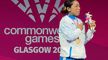 Mirabai Chanu breaks down in tears of joy after winning the Gold in the women's 48kg weightlifting 