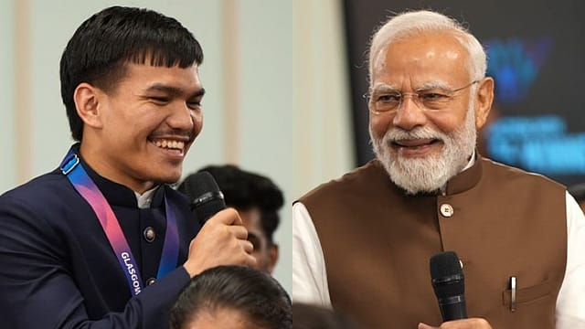 Jadumani Singh (L) and Narendra Modi (R) Jadumani Singh (L) and Narendra Modi (R)