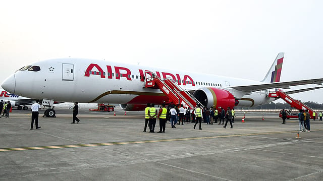 Air India Orders Mandatory Pilot Drug Screening After Phuket-Delhi Flight’s 300-Foot Plunge