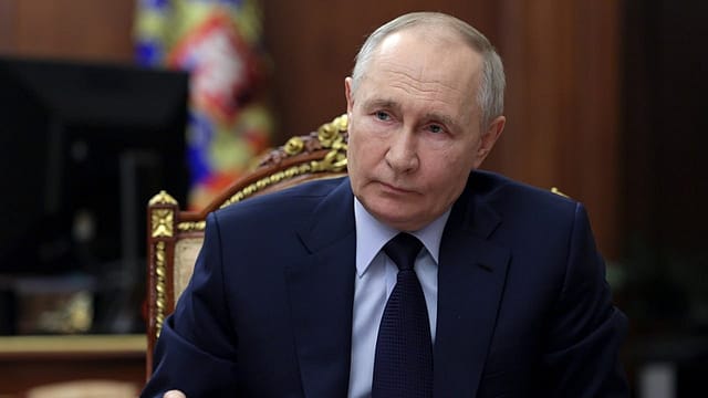 ‘Absolutely Unacceptable’: Japan Slams Putin’s First Visit to Disputed Kuril Island