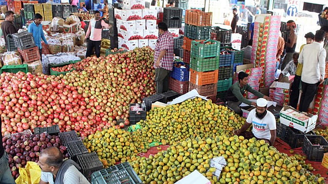 Wholesale Inflation Stays Near 10%: Why Global Oil, Metals and Weather Could Keep Prices High