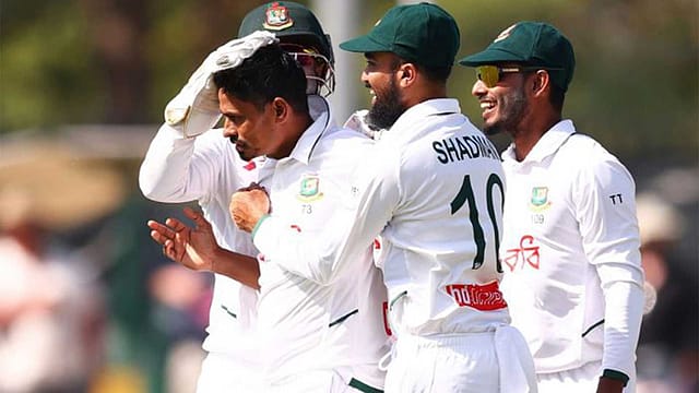 Australia vs Bangladesh 1st Test: Brace for a Sunday Thriller as Darwin Test Hangs on 67 Runs, Six Wickets